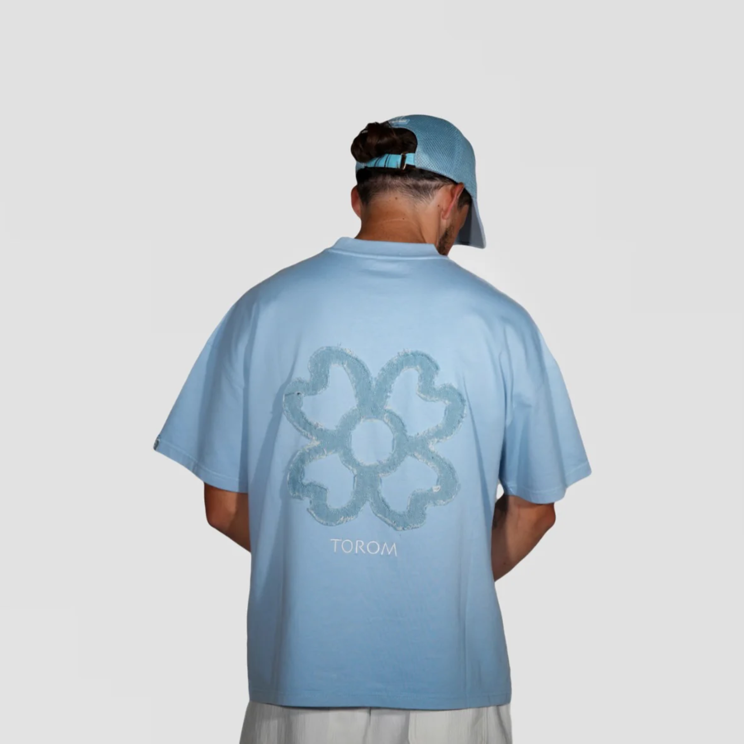 TOROM – Azurblå T-shirt